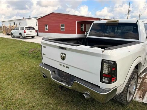 Used 2014 RAM 1500 Laramie image 5