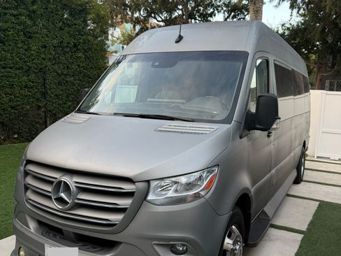 Used 2019 Mercedes-Benz Sprinter 170 image 4