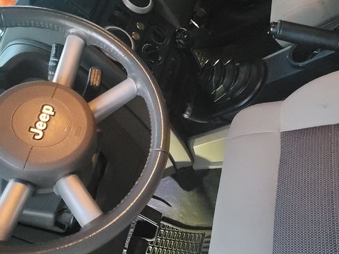 Used 2010 Jeep Wrangler Sahara w/ Dual Top Group image 13