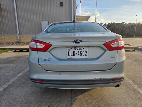 Used 2013 Ford Fusion Energi SE w/ Driver Assist Pkg image 5