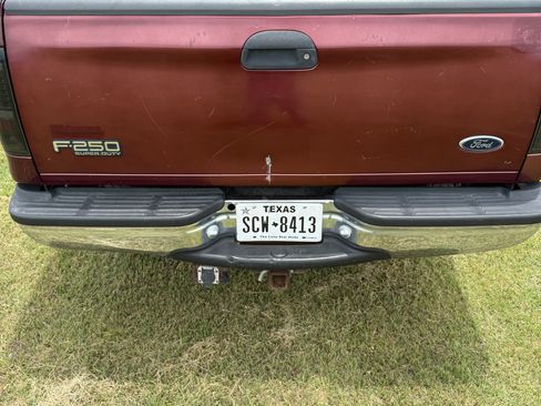 Used 2000 Ford F250 2WD SuperCab Super Duty image 4