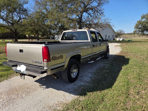Used 1998 Chevrolet Silverado 3500 4x4 Crew Cab w/ Preferred Equipment Group 3 image 5