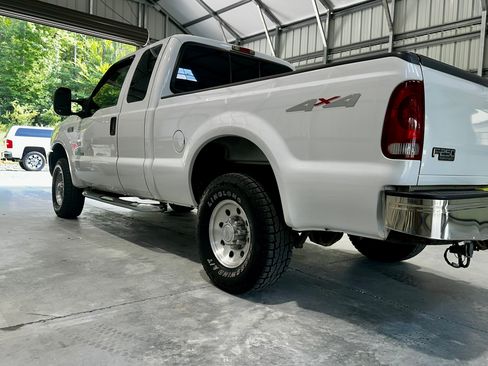 Used 1999 Ford F250 4x4 SuperCab Super Duty image 9
