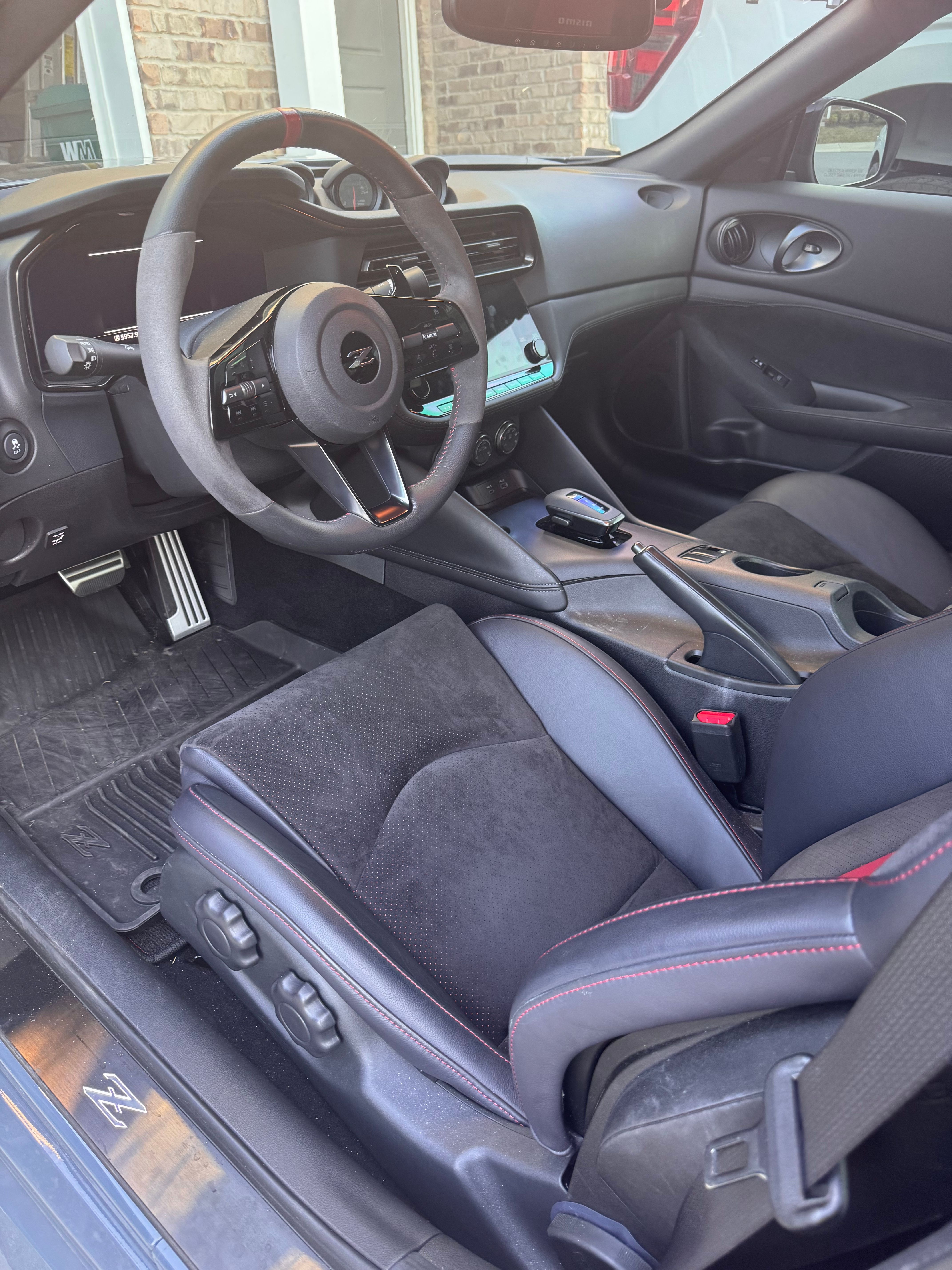 Used 2024 Nissan Z NISMO w/ Floor Mat Package RWD image 8