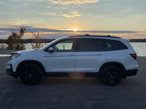 Used 2022 Honda Pilot Black Edition image 8
