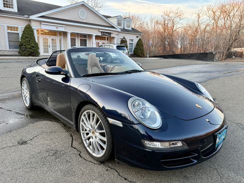 Used 2006 Porsche 911 Carrera image 2