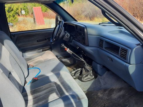 Used 1997 Dodge Ram 2500 Truck 4x4 Club Cab image 8