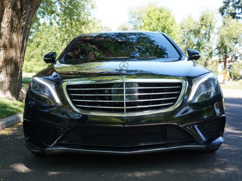 Used 2015 Mercedes-Benz S 63 AMG 4MATIC Sedan image 2