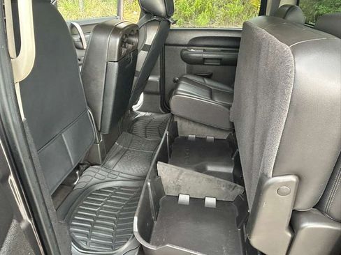 Used 2010 GMC Sierra 1500 SLE w/ Regional Value Package image 14