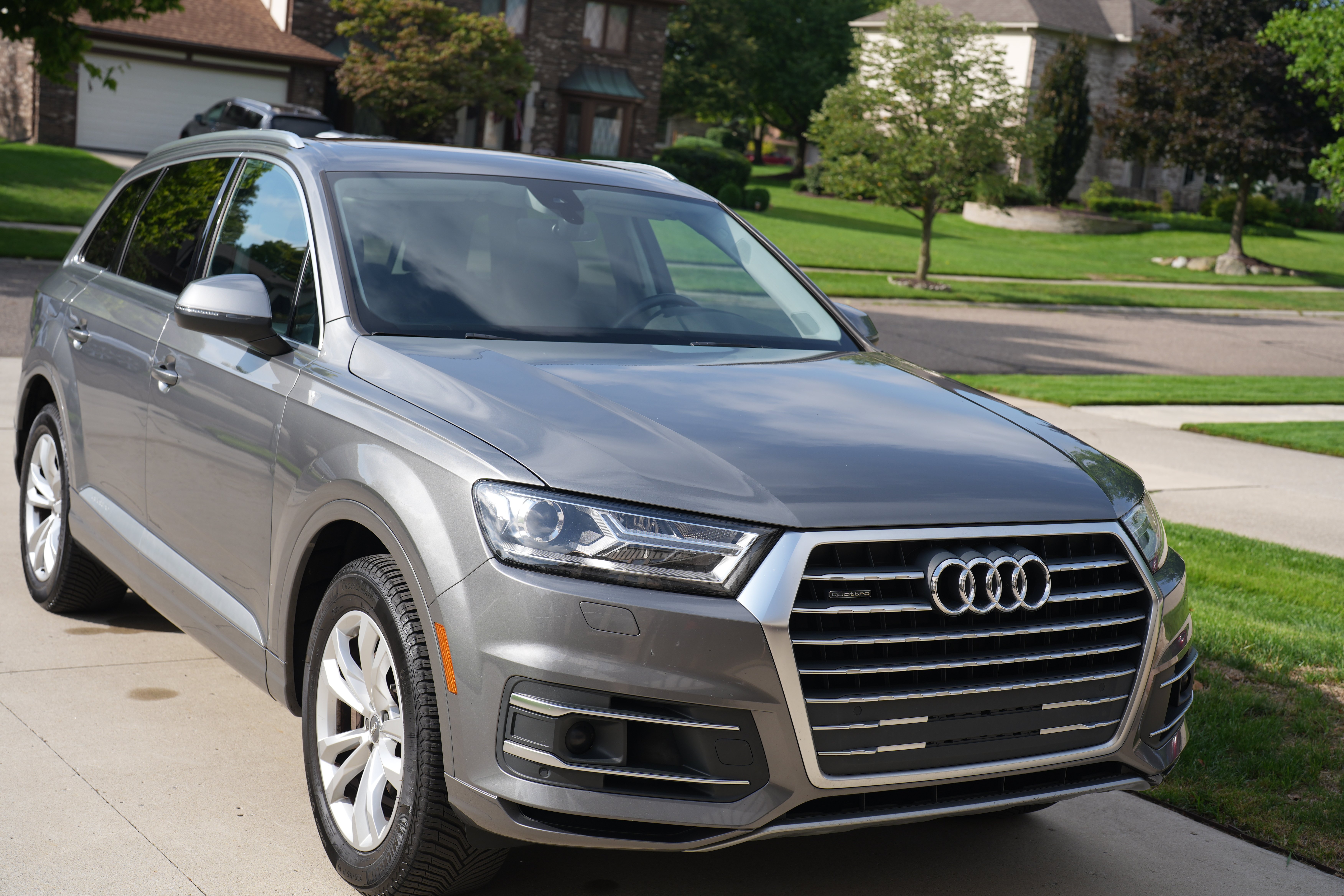 Used 2018 Audi Q7 3.0T Premium Plus w/ Premium Plus Package AWD/4WD image 1