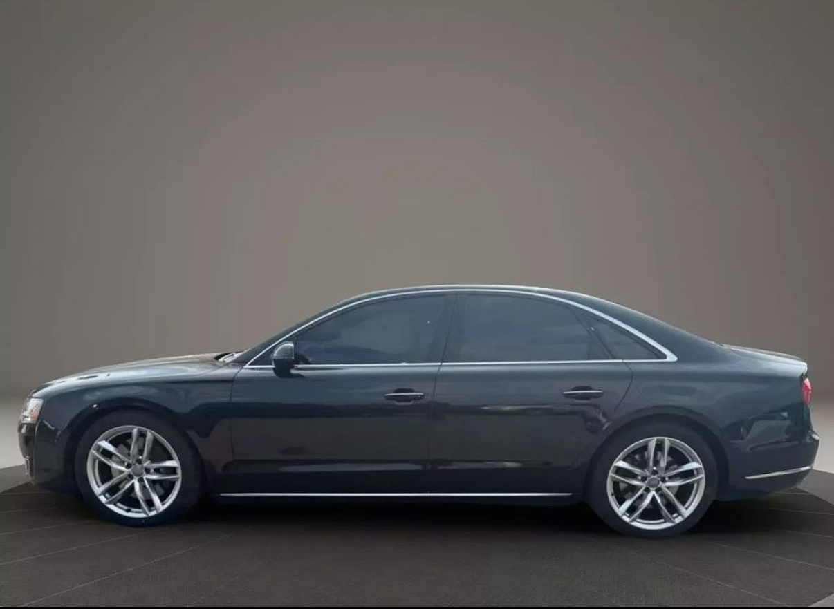 Used 2015 Audi A8 3.0T AWD/4WD image 2
