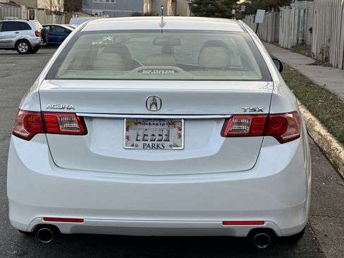 Used 2013 Acura TSX Sedan image 8
