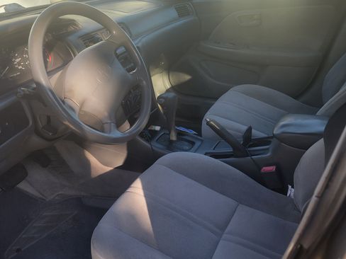 Used 1999 Toyota Camry CE image 6