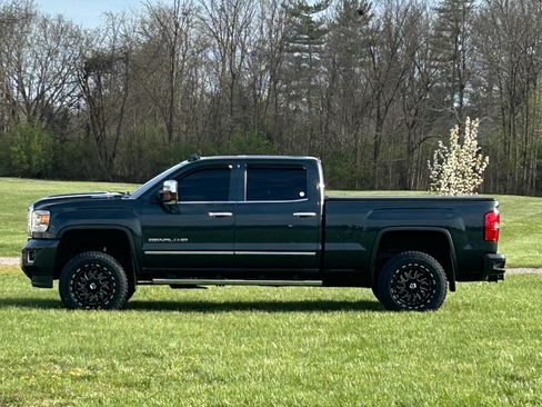 Used 2018 GMC Sierra 2500 Denali w/ Duramax Plus Package image 22