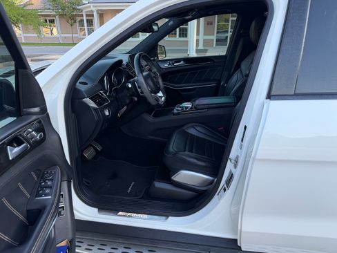 Used 2019 Mercedes-Benz GLS 63 AMG 4MATIC image 4