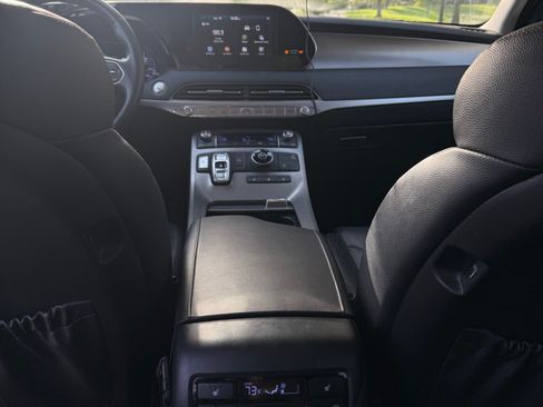 Used 2020 Hyundai Palisade SEL w/ Premium Package FWD image 12