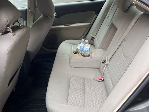 Used 2012 Ford Fusion SE image 22