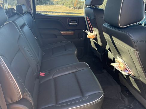 Used 2017 Chevrolet Silverado 2500 High Country w/ Duramax Plus Package image 12