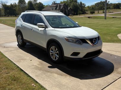 Used 2016 Nissan Rogue SV
