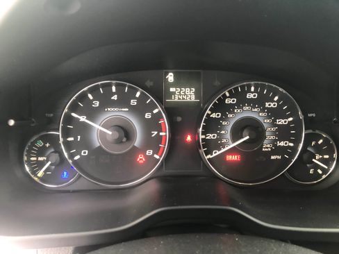 Used 2010 Subaru Outback 2.5i Premium image 18