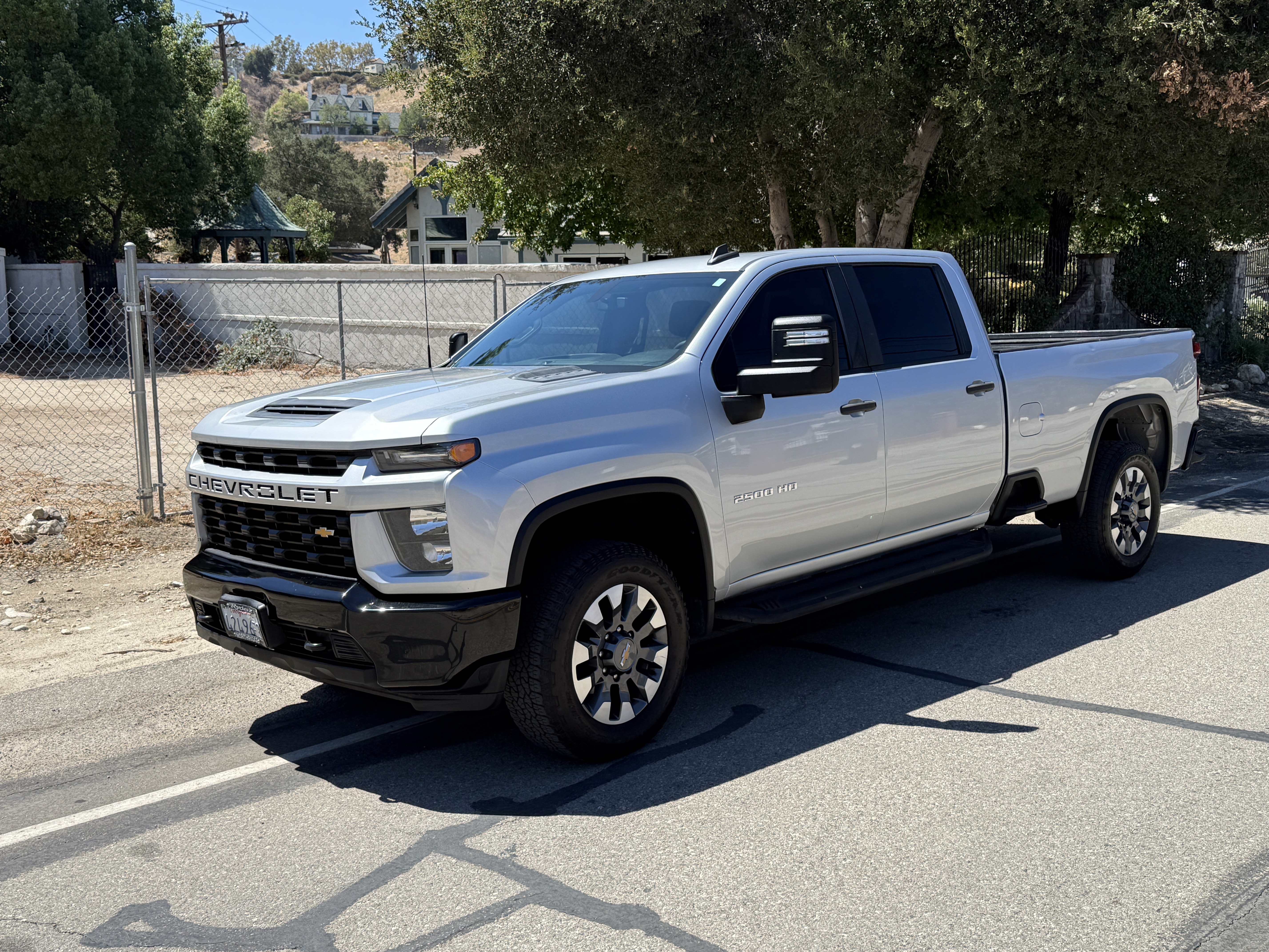 Used 2021 Chevrolet Silverado 2500 Custom w/ Gooseneck/5TH Wheel Package RWD image 2
