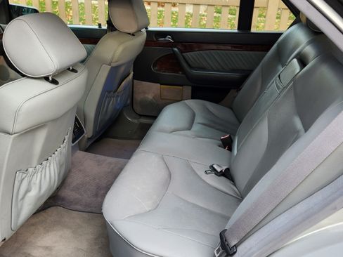 Used 1996 Mercedes-Benz S 320 image 9