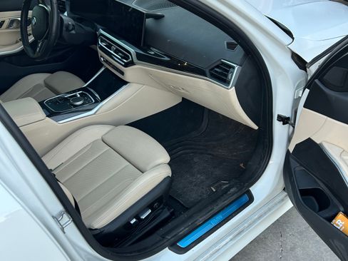 Used 2024 BMW 330i Sedan w/ Premium Package image 2