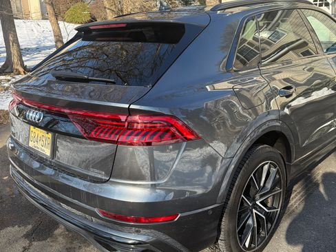 Used 2021 Audi Q8 Premium Plus w/ Premium Plus Package image 9