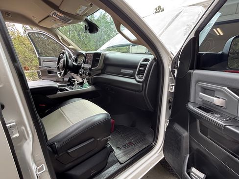 Used 2019 RAM 2500 Big Horn AWD/4WD image 14
