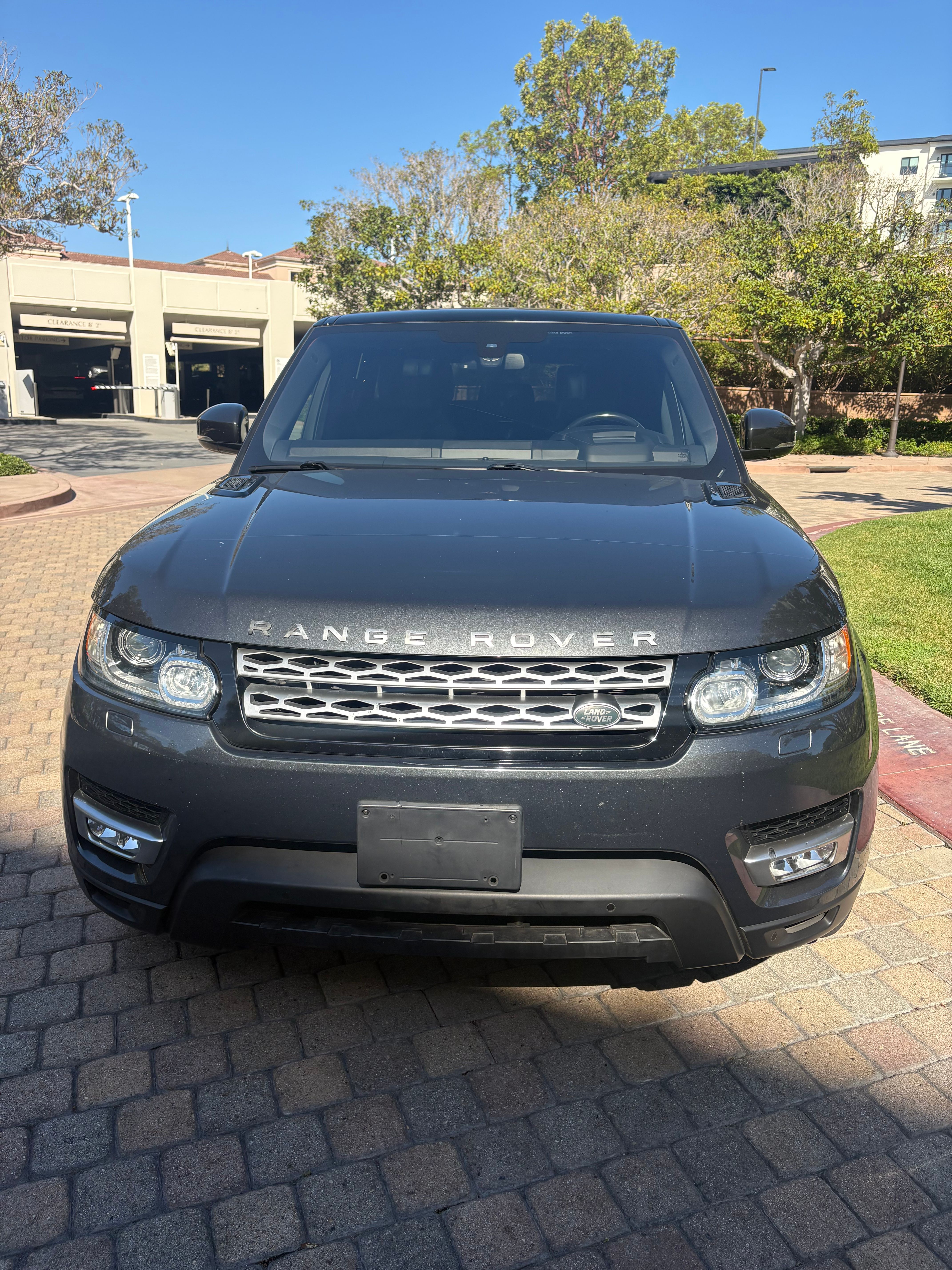Used 2016 Land Rover Range Rover Sport HSE AWD/4WD image 2
