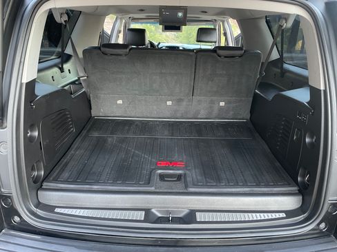 Used 2018 GMC Yukon XL Denali w/ Open Road Package image 25