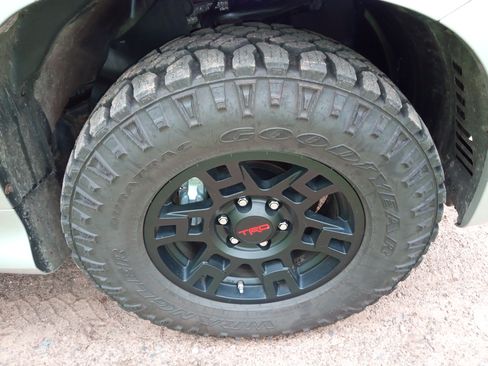 Used 2010 Lexus GX 460 image 26