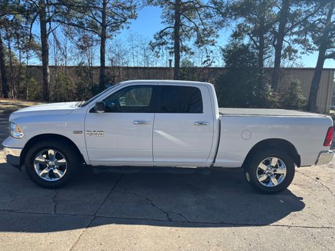 Used 2018 RAM 1500 Big Horn image 2