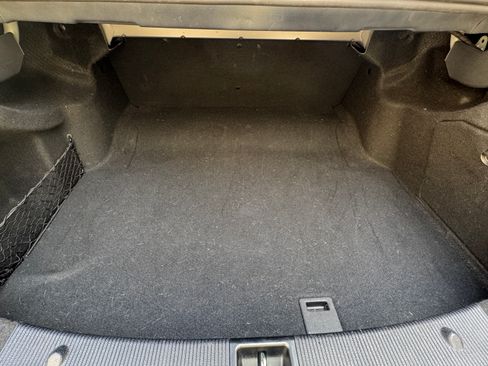 Used 2013 Mercedes-Benz C 250 Sedan image 12