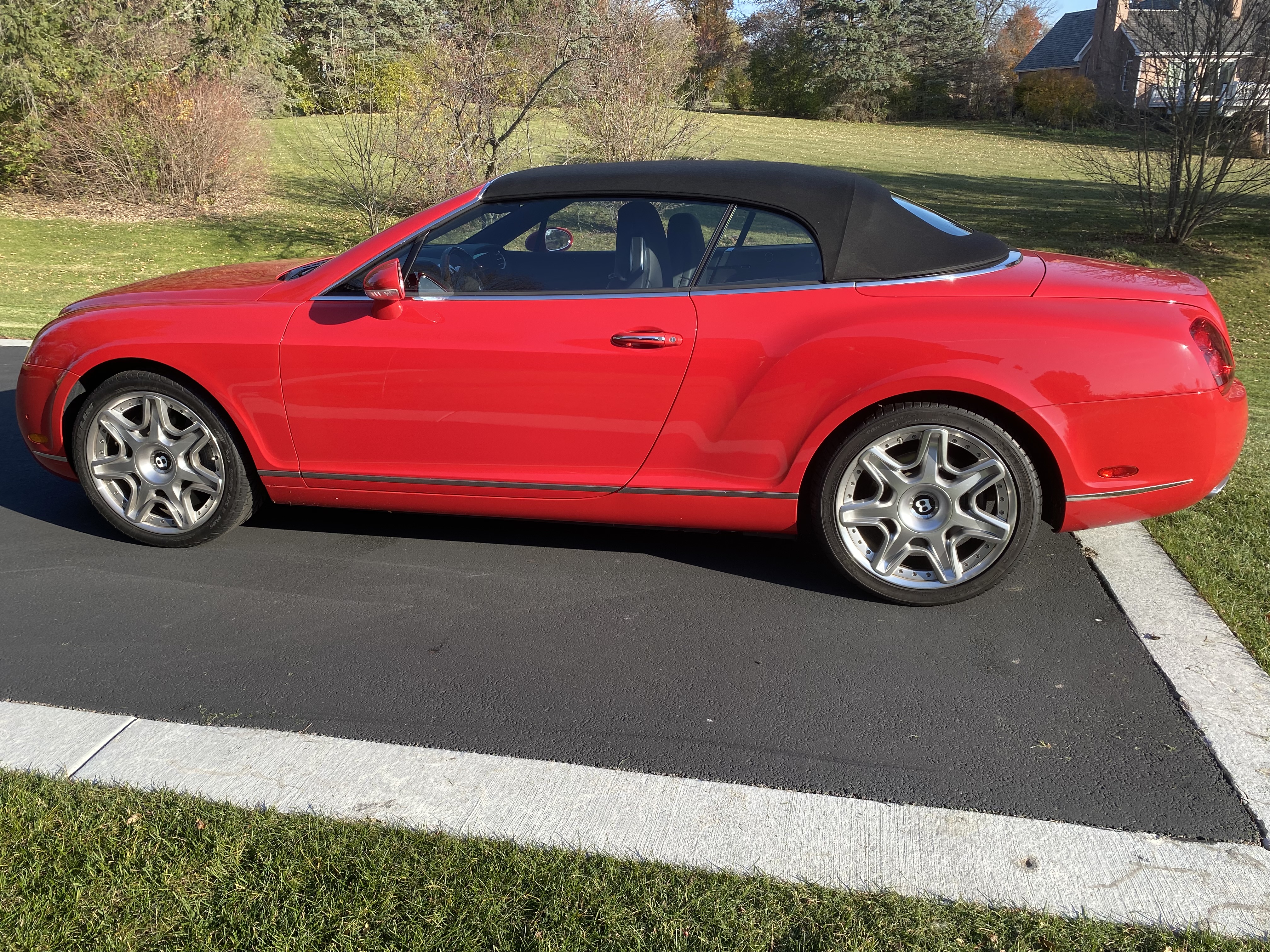Used 2009 Bentley Continental GTC AWD/4WD image 2