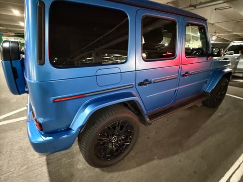 Used 2025 Mercedes-Benz G 580 w/ EQ Technology image 9