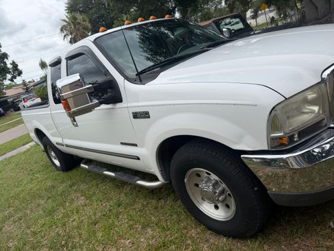 Used 1999 Ford F350 2WD SuperCab Super Duty image 6