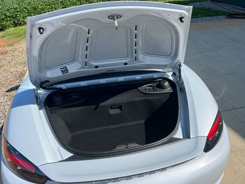 Used 2025 Porsche 718 Boxster S image 9