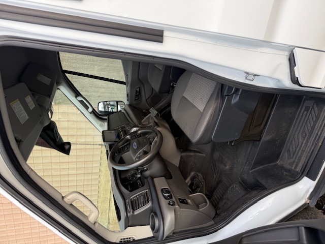 Used 2021 Ford Transit 250 Medium Roof w/ Exterior Upgrade Package RWD image 5
