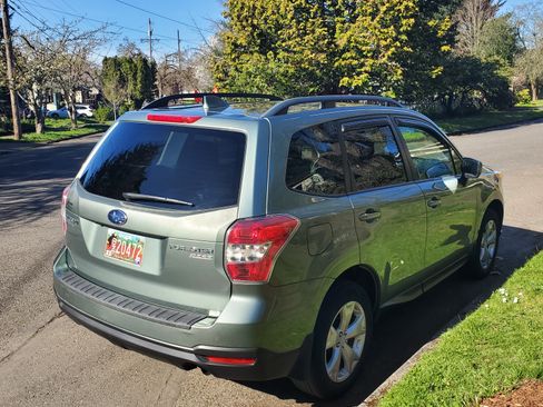 Used 2016 Subaru Forester 2.5i Premium w/ Protection Package #1 image 9
