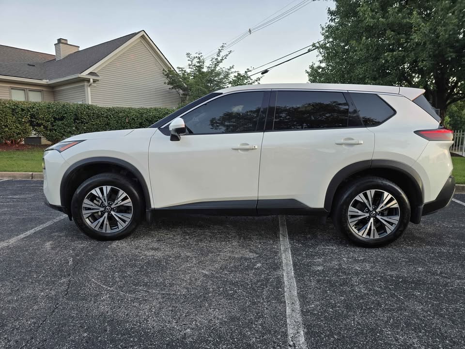 Used 2021 Nissan Rogue S AWD/4WD image 4
