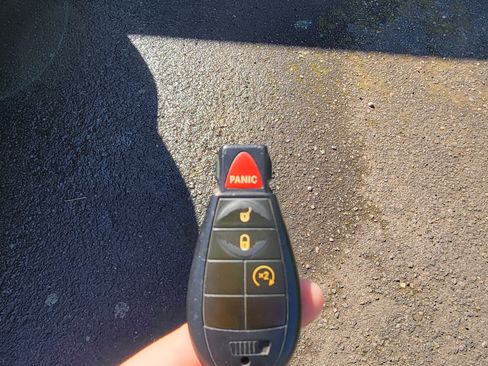 Used 2012 RAM 1500 Laramie w/ Protection Group image 15