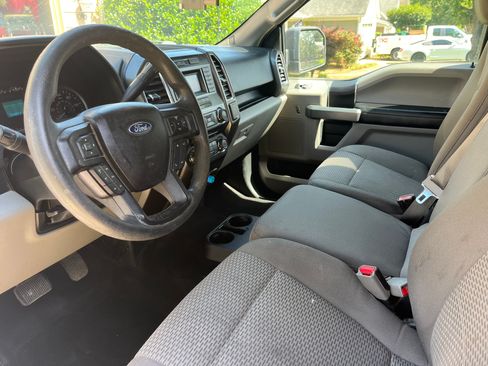 Used 2016 Ford F150 XLT RWD image 14