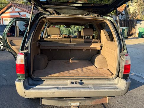 Used 2000 Toyota 4Runner Limited RWD image 5