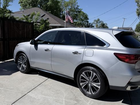 Used 2020 Acura MDX SH-AWD w/ Technology Package image 2