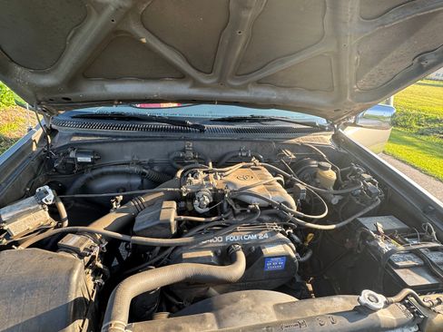 Used 1997 Toyota T100 SR5 AWD/4WD image 22