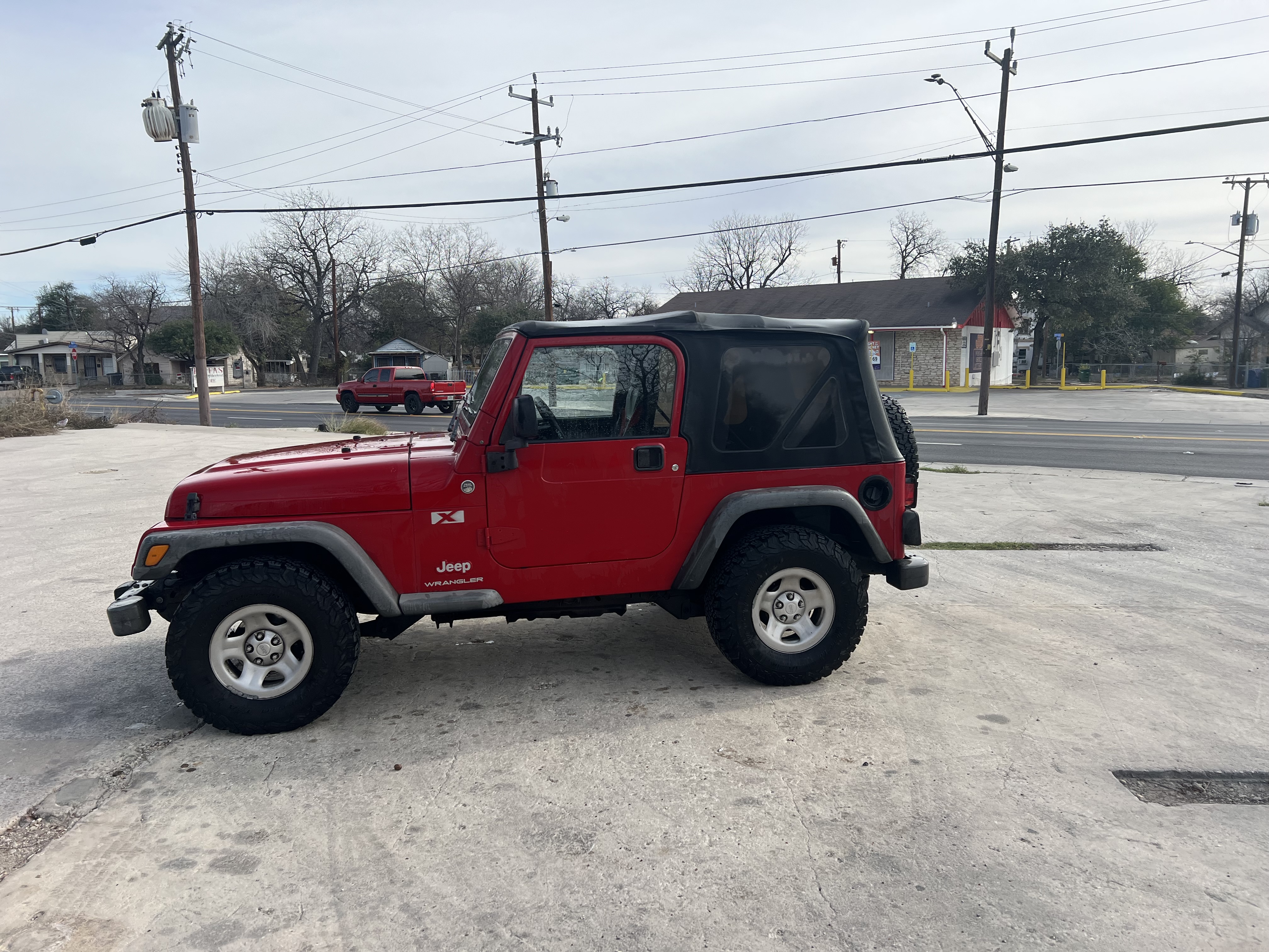 Used 2005 Jeep Wrangler X AWD/4WD image 9