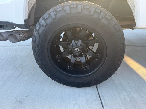 Used 2019 Ford F250 Lariat w/ Lariat Value Package image 10