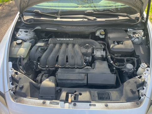 Used 2010 Volvo S40 2.4i FWD image 12