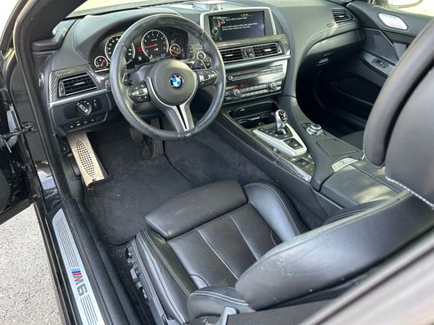 Used 2014 BMW M6 Convertible RWD image 9